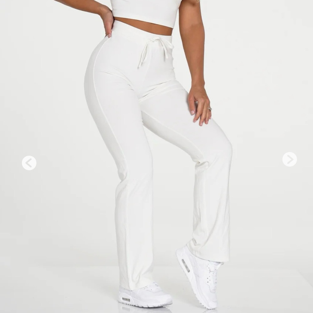 NVGTN Cream Hello Weekend Lounge Pant